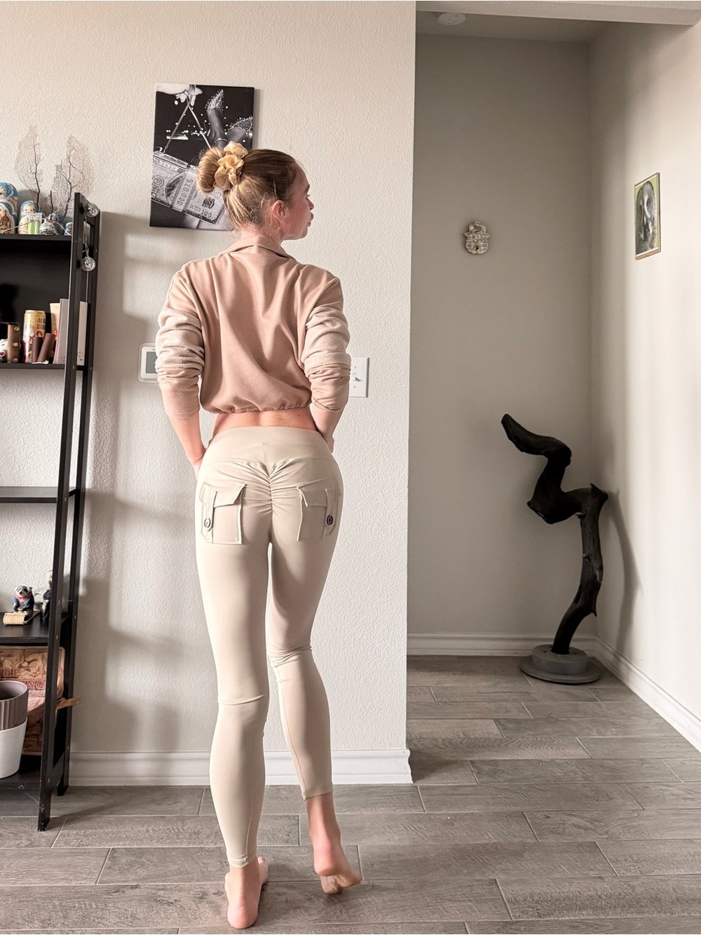 High-Waist Beige Cargo Leggings, size M